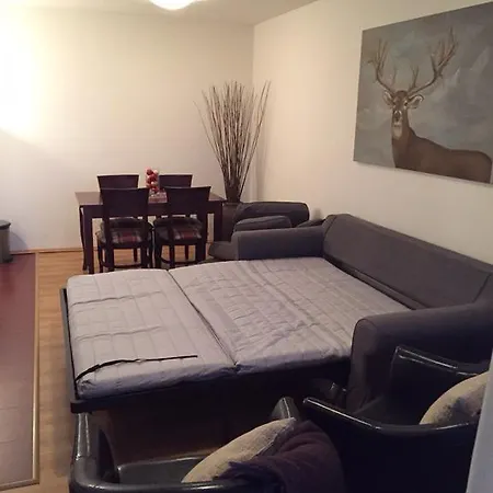 53 Tamplier Apartment